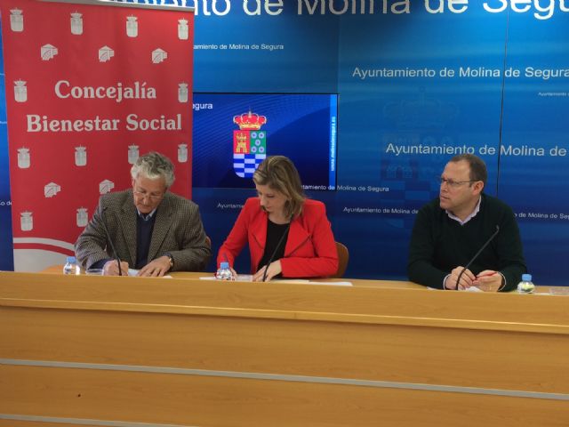 El Ayuntamiento de Molina de Segura firma un convenio de colaboración con la Asociación CEOM para facilitar las prácticas formativas de personas con discapacidad intelectual - 2, Foto 2