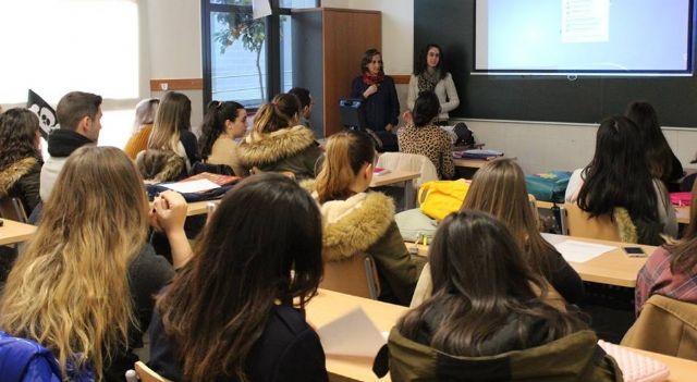 UCAM Cartagena colabora con Maestros Mundi en favor de las familias desestructuradas del municipio - 1, Foto 1