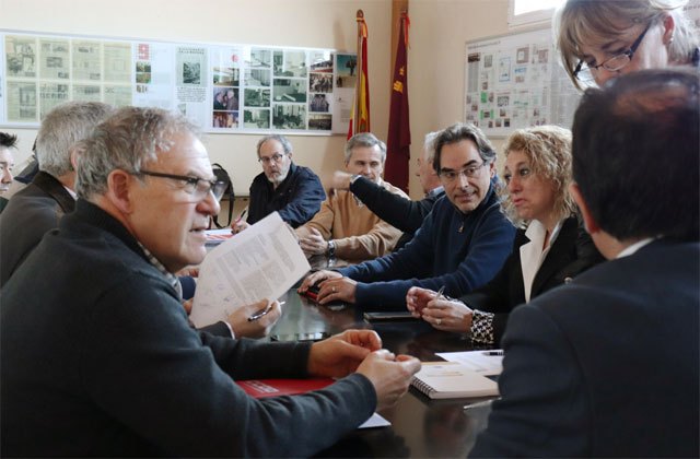 Los 7.500 trabajadores del sector del mueble y la madera ya tienen su acuerdo sectorial hasta 2021 - 1, Foto 1