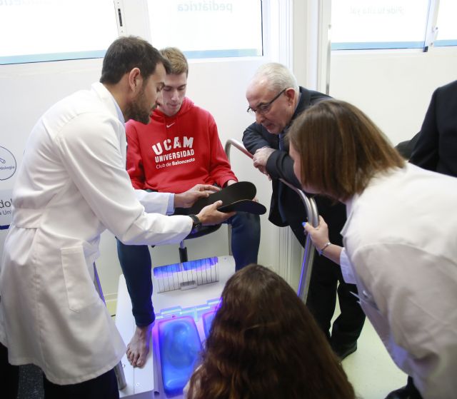 UCAM Podología inaugura sus instalaciones - 1, Foto 1