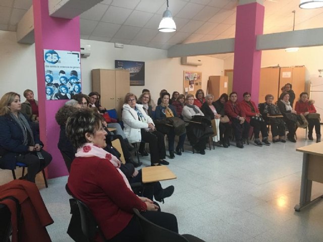 Charla sobre ansiedad impartida por la psicóloga María Cruz Macario - 1, Foto 1