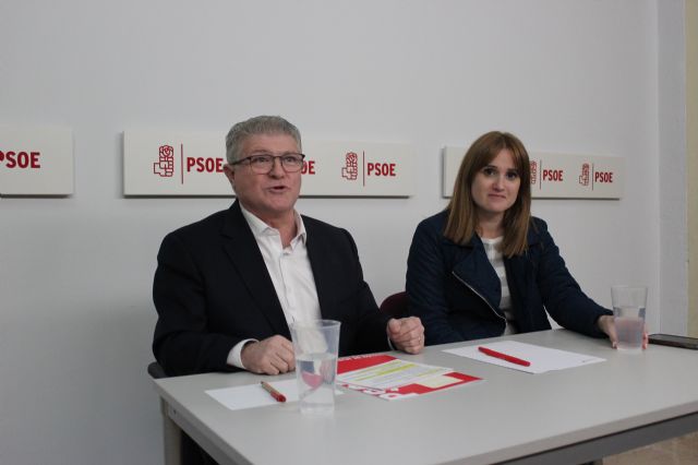 Pepe Vélez mantiene un encuentro con la militancia del PSOE de Cehegín - 2, Foto 2