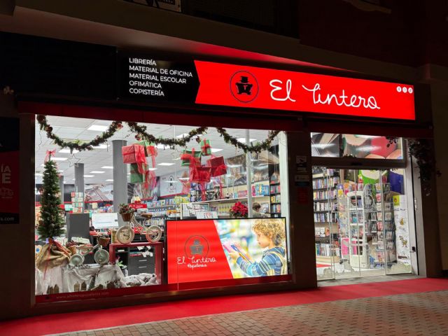 La academia Víctor Campos, Orissana, El Tintero, los salones de belleza Andrea Vera y Loal y Rosa Del Cano ganan el concurso navideño de escaparates - 2, Foto 2