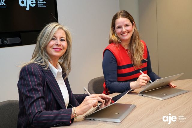 CaixaBank renueva su colaboración con AJE Región de Murcia para seguir impulsando el emprendimiento joven - 2, Foto 2