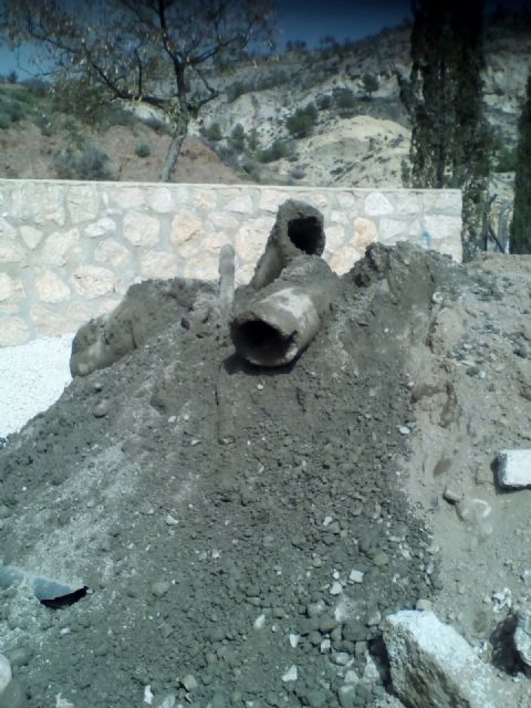 IU-V denuncia vertidos ilegales de amianto en el parque de Los Ángeles - 3, Foto 3