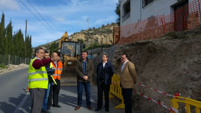 Comienzan las obras para reparar otro tramo de la carretera que une Abarán con Cieza donde se derrumbó un muro de contención - 1, Foto 1