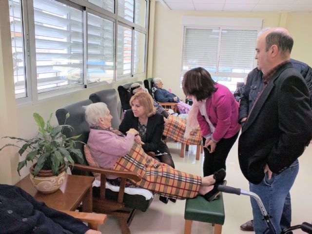 La Comunidad financia con más de 1,5 millones de euros la atención de personas mayores en el municipio de Cieza - 1, Foto 1