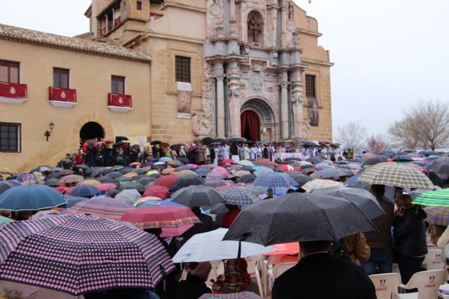 Más de 6.200 personas peregrinan bajo la lluvia al Santuario de la Vera Cruz - 1, Foto 1