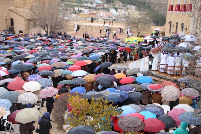 Más de 6.200 personas peregrinan bajo la lluvia al Santuario de la Vera Cruz - 3, Foto 3