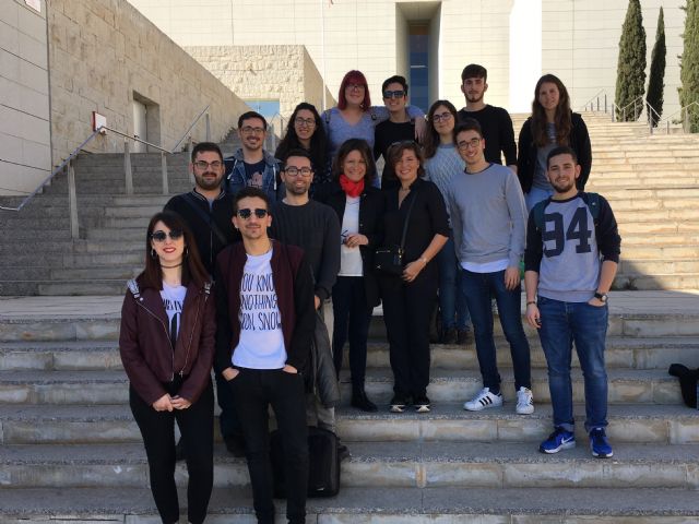 La responsable de La Voz y Top Chef ofreció una charla a estudiantes de la UMU - 1, Foto 1