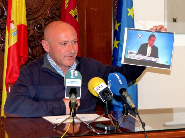 IU-V: El Alcalde de Lorca se convierte en pancartero del agua para todos - 1, Foto 1