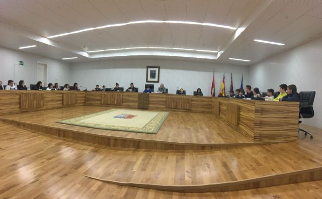Los niños y niñas de Torre Pacheco toman la palabra en el Salón de Plenos del Ayuntamiento - 1, Foto 1