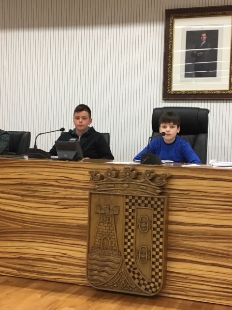 Los niños y niñas de Torre Pacheco toman la palabra en el Salón de Plenos del Ayuntamiento - 3, Foto 3