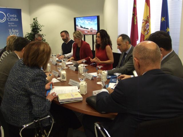 Comunidad y Ayuntamiento trabajan en un Plan Estratégico para convertir Cartagena en una ´Smart City´ para los turistas - 2, Foto 2