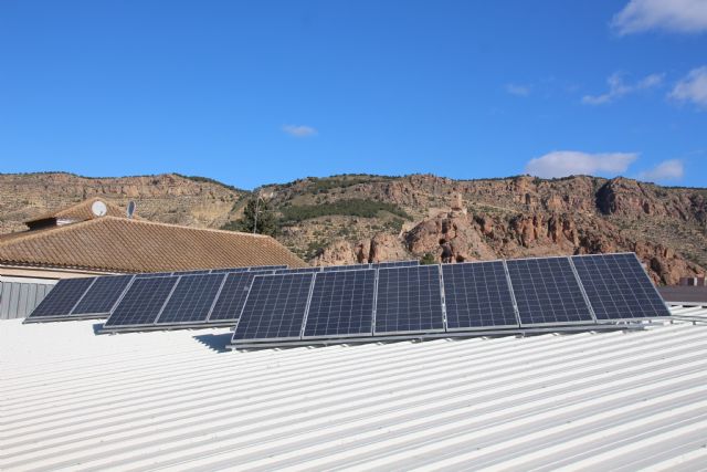 El pabelln Sierra Espuña, primer edificio pblico con consumo 100% fotovoltaico, Foto 2