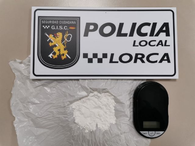 La Policía Local detiene a dos personas, una por un delito Contra la Salud Pública y la otras por infracción a Ley de Extranjería - 1, Foto 1