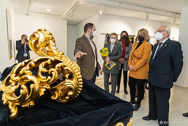 La alcaldesa, nombrada Madrina de Honor de la agrupación Aparición de Jesús a María Magdalena - 1, Foto 1