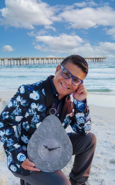 El libro Happy and Unbound de Carlos Camargo te orienta a vivir una vida libre, productiva y muy feliz - 3, Foto 3