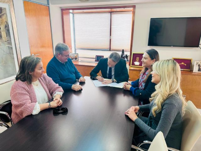 Familias lorquinas en situación de vulnerabilidad podrán continuar beneficiándose de ayudas a través del economato Mambré - 3, Foto 3