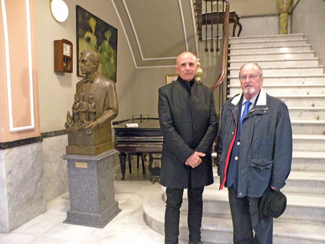 Cultura. Sevilla . La conferencia fue impartida por el actual presidente del Hogar Navarro de Sevilla, D. José Miguel Valderrama Esparza - 1, Foto 1