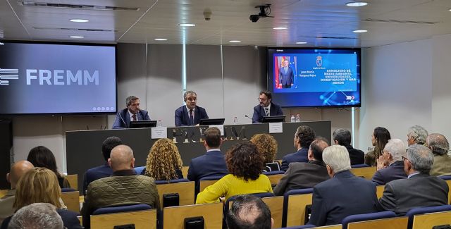 El Gobierno regional presenta a la patronal Croem el futuro Plan Industrial - 1, Foto 1