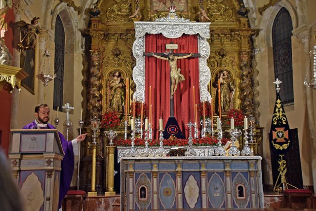 Devoción y recogimiento en Alcalá del Río con el Triduo al Santísimo Cristo del Buen Fin - 4, Foto 4