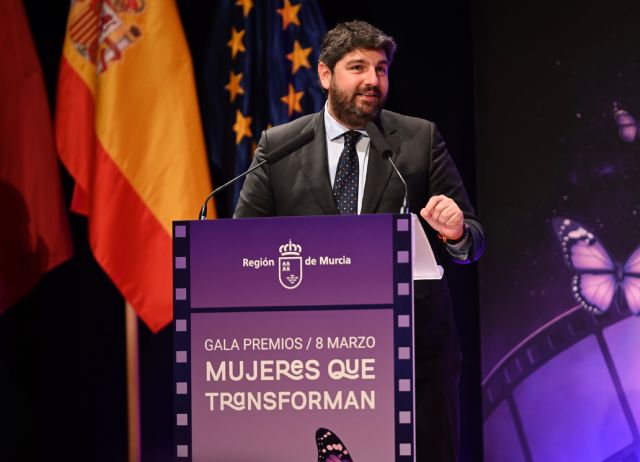 El Gobierno regional facilitará que las mujeres puedan volver al trabajo tras la maternidad - 2, Foto 2