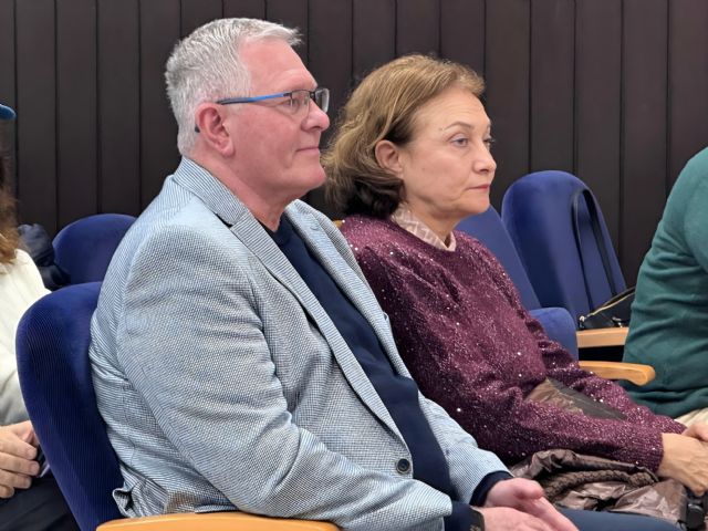 El Pleno aprueba por unanimidad conceder la Cruz al Mérito Profesional a Antonio Herrera - 2, Foto 2