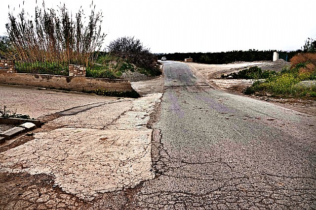 IU pone voz a los vecinos, trabajadores y empresarios que utilizan a diario la carretera de la Malvaloca - 2, Foto 2