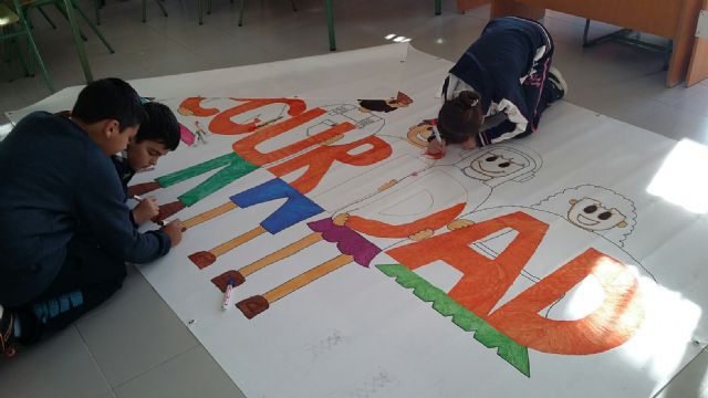 SABIC entrega los galardones del I Concurso de dibujo sobre seguridad laboral - 1, Foto 1