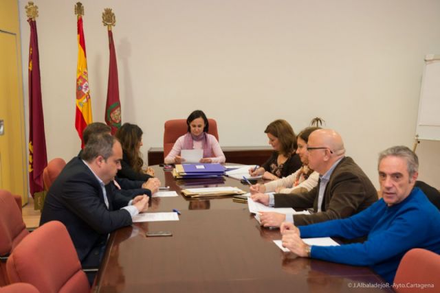La Mesa de Contratación inicia los trámites para la adjudicación del suministro de material a las brigadas municipales - 1, Foto 1