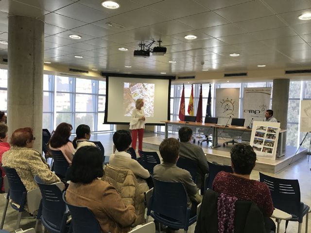 El Ayuntamiento creará el Parque de la Mujer, un lugar de 5.500 m2 que contará con diferentes espacios lúdicos  deportivos y en el que se plantarán 300 ejemplares de flora - 1, Foto 1