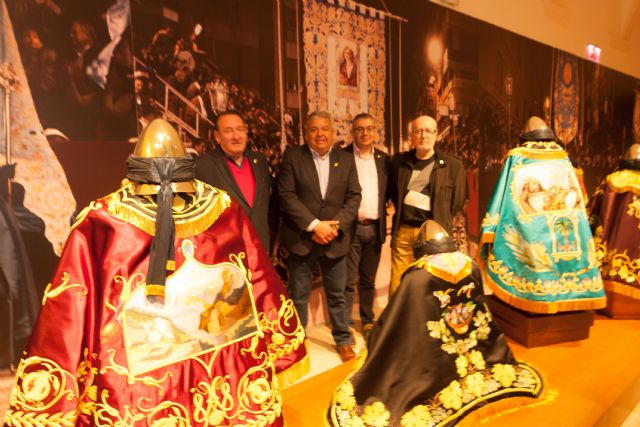 El Paso Azul estrenará la nueva Caballería de los Exploradores y la renovación de las Profetisas Egipcias en un año de récord para el taller de bordados - 1, Foto 1