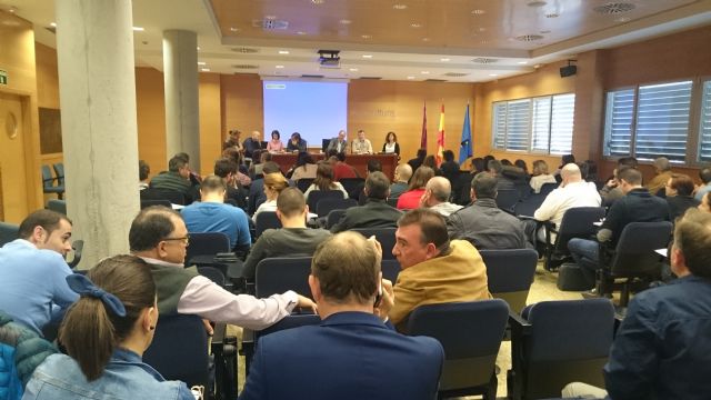 El director general Fulgencio Pérez se reúne con representantes de las organizaciones de productores - 1, Foto 1