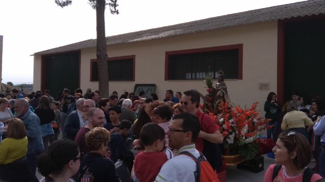 Miles de romeros acompañan a San Roque a la Ermita - 5, Foto 5