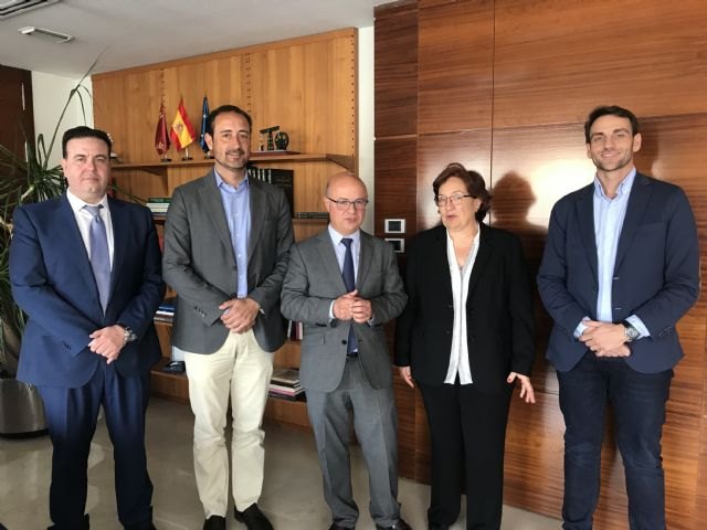 La Comunidad impulsa el programa ´Re-Lanza´ para apoyar el emprendimiento digital en las empresas de la Región - 1, Foto 1