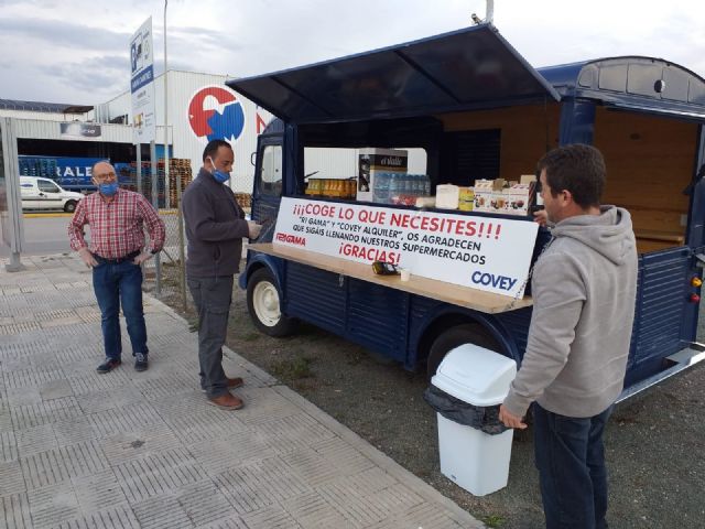 Covey Alquiler y R1 Gama ponen a disposición de los usuarios de MercaMurcia bebidas y alimentos gratuitos - 1, Foto 1