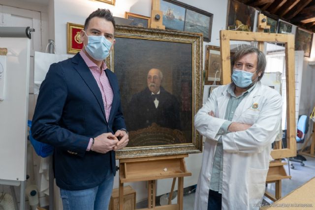 El taller de restauración del Ayuntamiento de Cartagena recupera el retrato del médico cartagenero Timoteo Mora - 1, Foto 1