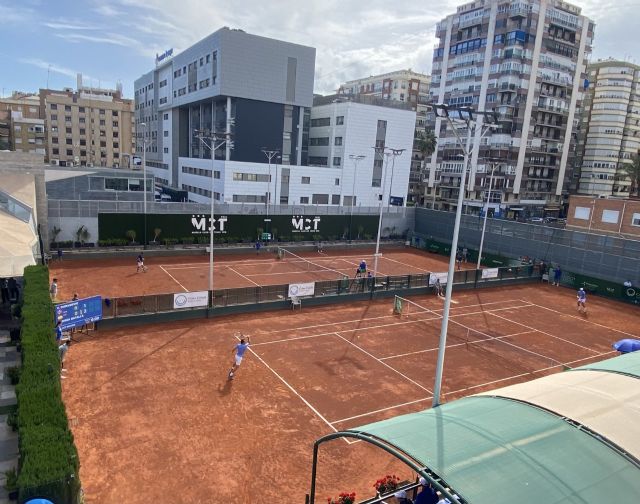 El italiano Matteo Arnaldi y el kazajo Mikhail Kukushkin, entre los tenistas profesionales que disputarán los cuartos de final del ATP Challenger Costa Cálida - 1, Foto 1