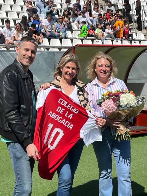 El Colegio de la Abogacía celebra una jornada de convivencia familiar en el campo del Real Murcia - 1, Foto 1
