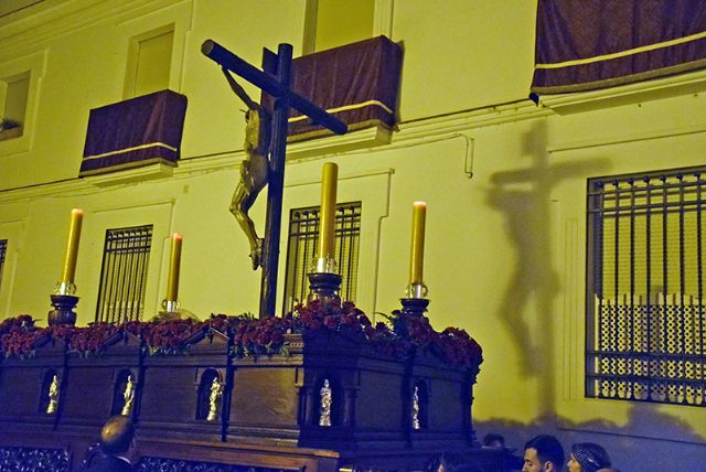 Martes Santo de silencio y devoción en torno al Cristo del Buen Fin en Alcalá del Rio - 4, Foto 4