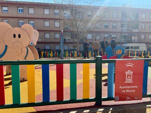 El Ayuntamiento de Murcia renueva la zona infantil de Huerto Manú con un espacio adaptado a los más peque&ntilde;os - 3, Foto 3