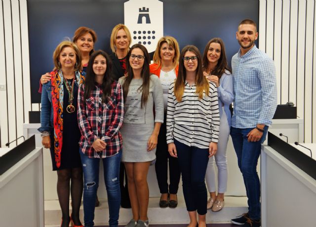 Un programa de empleo público destina a 6 jóvenes como auxiliares administrativos en el Ayuntamiento torreño - 1, Foto 1