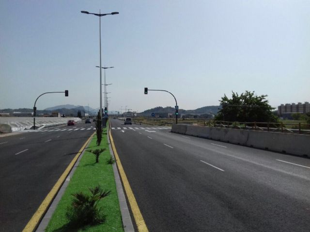 El Ayuntamiento de Murcia mejora la seguridad y la accesibilidad en la Costera Norte a su paso por Cabezo de Torres - 1, Foto 1