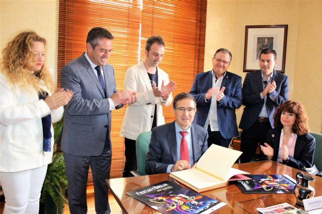 El alcalde de Alcantarilla recibe al Brujo del Año 2018 - 2, Foto 2