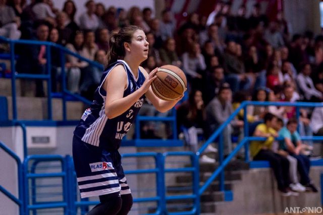 UCAM Jairis mete un pie en la F4 de ascenso tras ganar 72-36 a Old School Basket de Zaragoza - 2, Foto 2