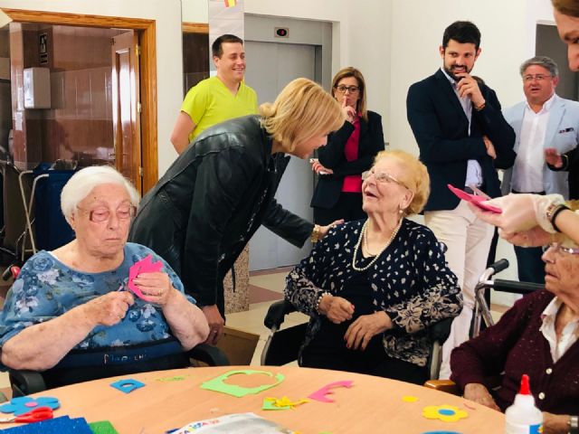 Más de 120 personas mayores son atendidas en dos centros residenciales dependientes del IMAS en Los Alcázares - 1, Foto 1