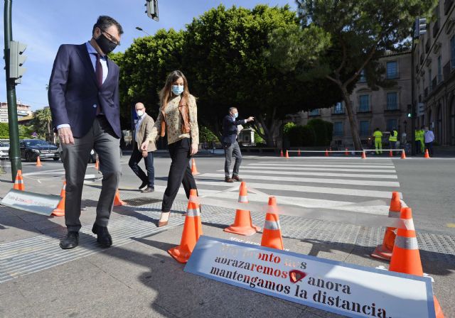 Pasos de peatones que conciencian y protegen frente al coronavirus - 1, Foto 1