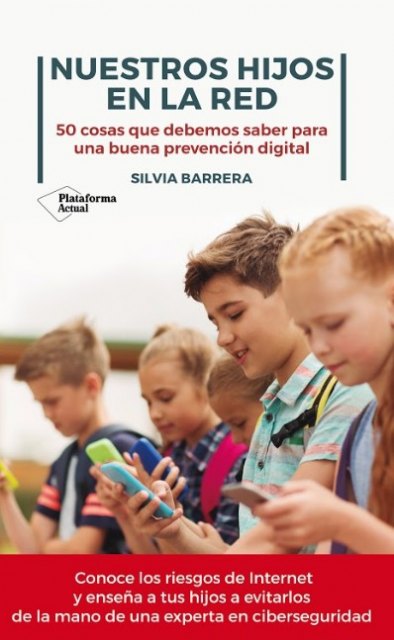 Entrevista con la inspectora de policía Silvia Barrera, autora de Nuestros hijos en la red - 1, Foto 1