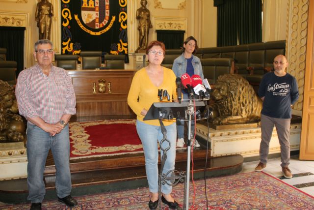 La alcaldesa anuncia 400.000 euros en subvenciones para apoyar el sector comercial y hostelero - 1, Foto 1